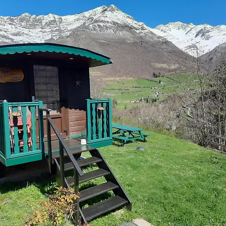 Rhododendron - La Roulotte Cocoon Tatil Evi Gèdre